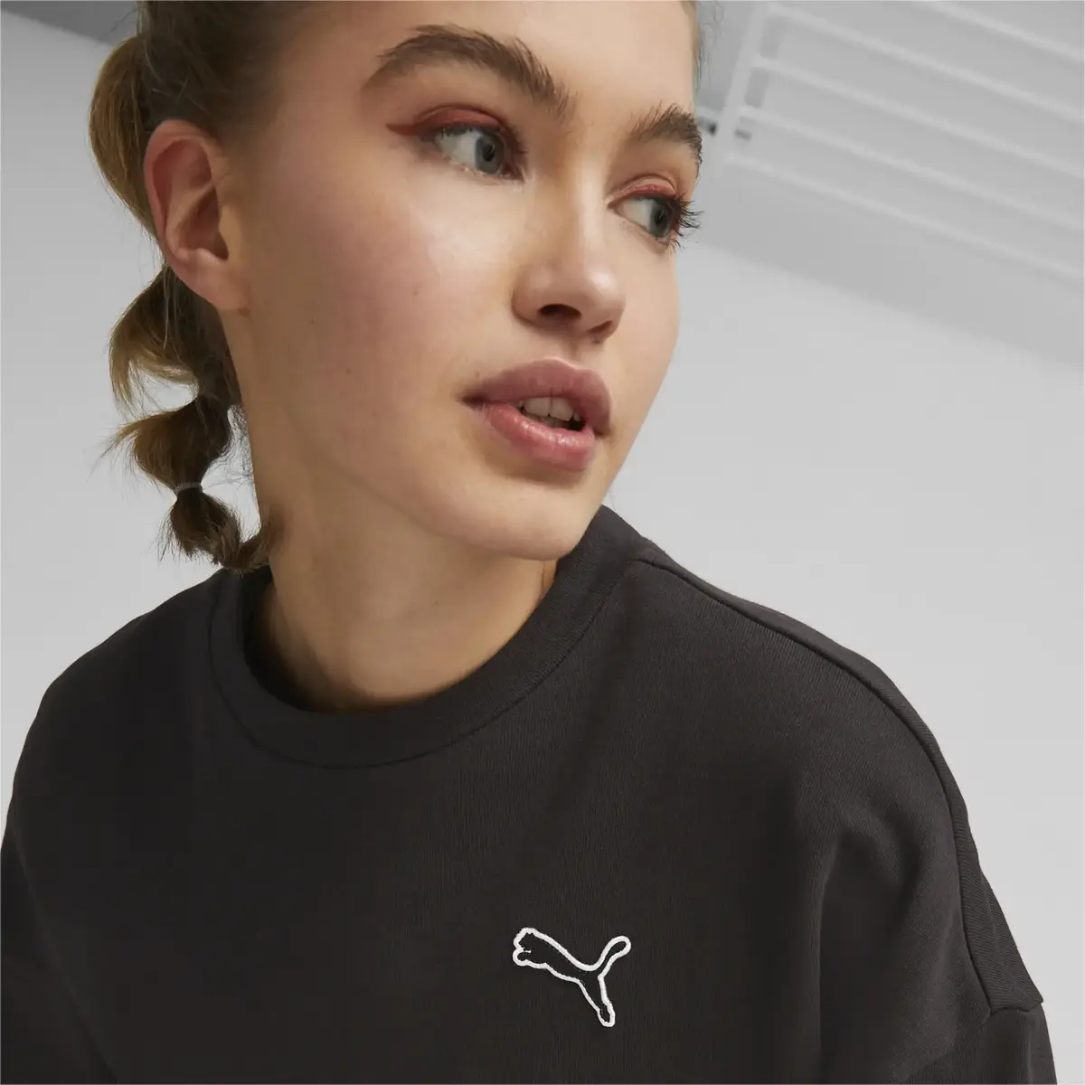 Puma BETTER ESSENTIALS Crew Siyah Kadın Sweatshirt