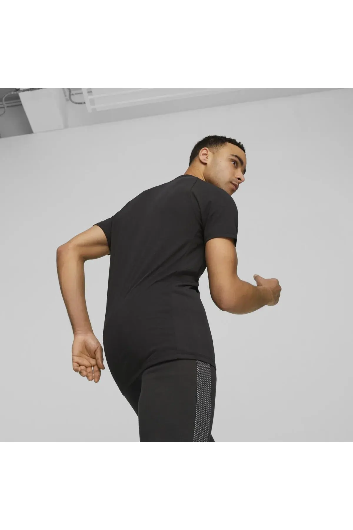Puma EVOSTRIPE Tee Siyah Erkek T-Shirt