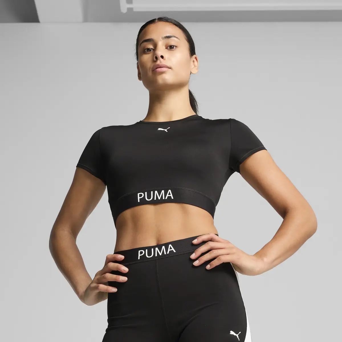 Puma W STRONG TEE - SHORT Siyah Kadın Şort