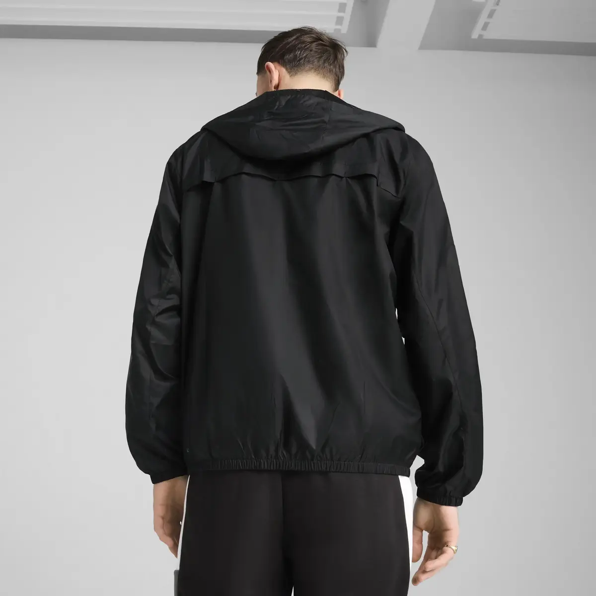 Puma Ess Regular Windbreaker Siyah Erkek Fermuarlı Ceket