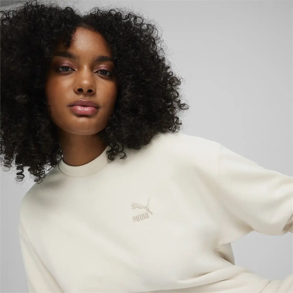 Puma BETTER CLASSICS Relaxed Crew TR Bej Erkek Sweatshirt
