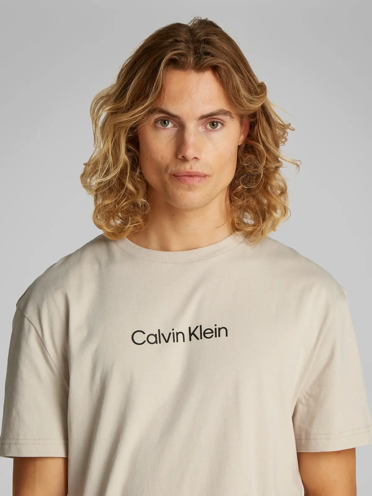 Calvin Klein HERO LOGO COMFORT Bej Erkek Tişört
