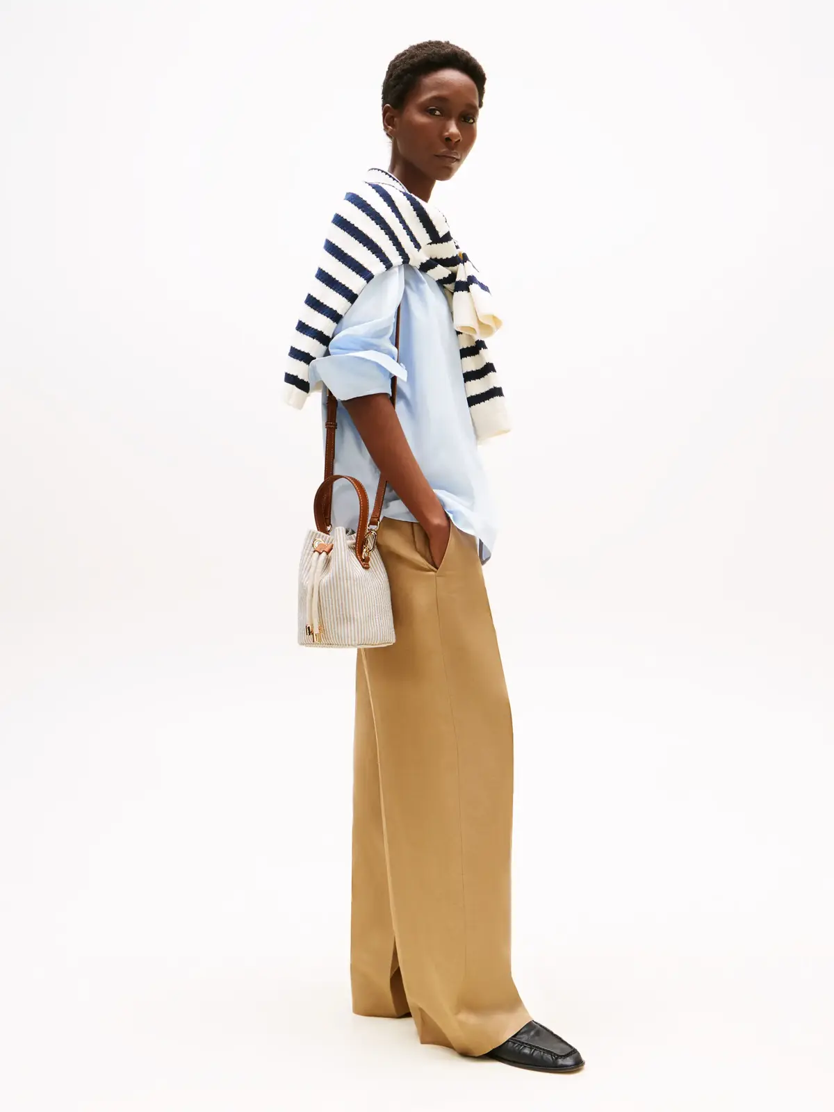 Tommy Hilfiger TH PREMIUM BEACH LE, 0F4 Bej Kadın Çanta & Cüzdan