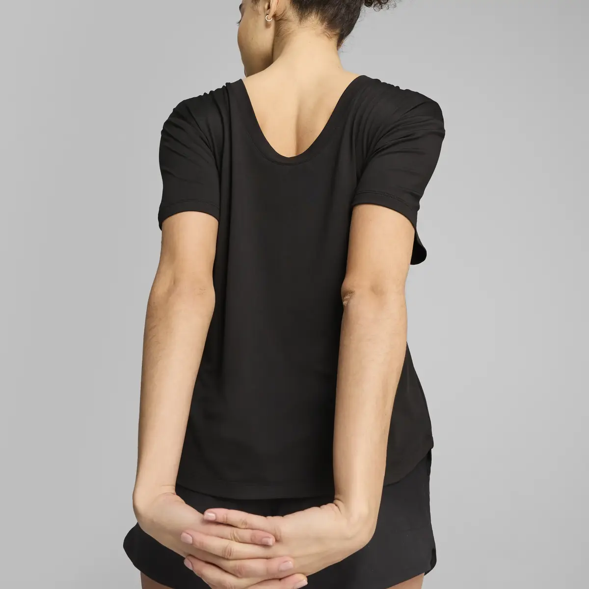 Puma MOVE CLOUDSPUN LOOSE FIT TEE Siyah Kadın T-Shirt