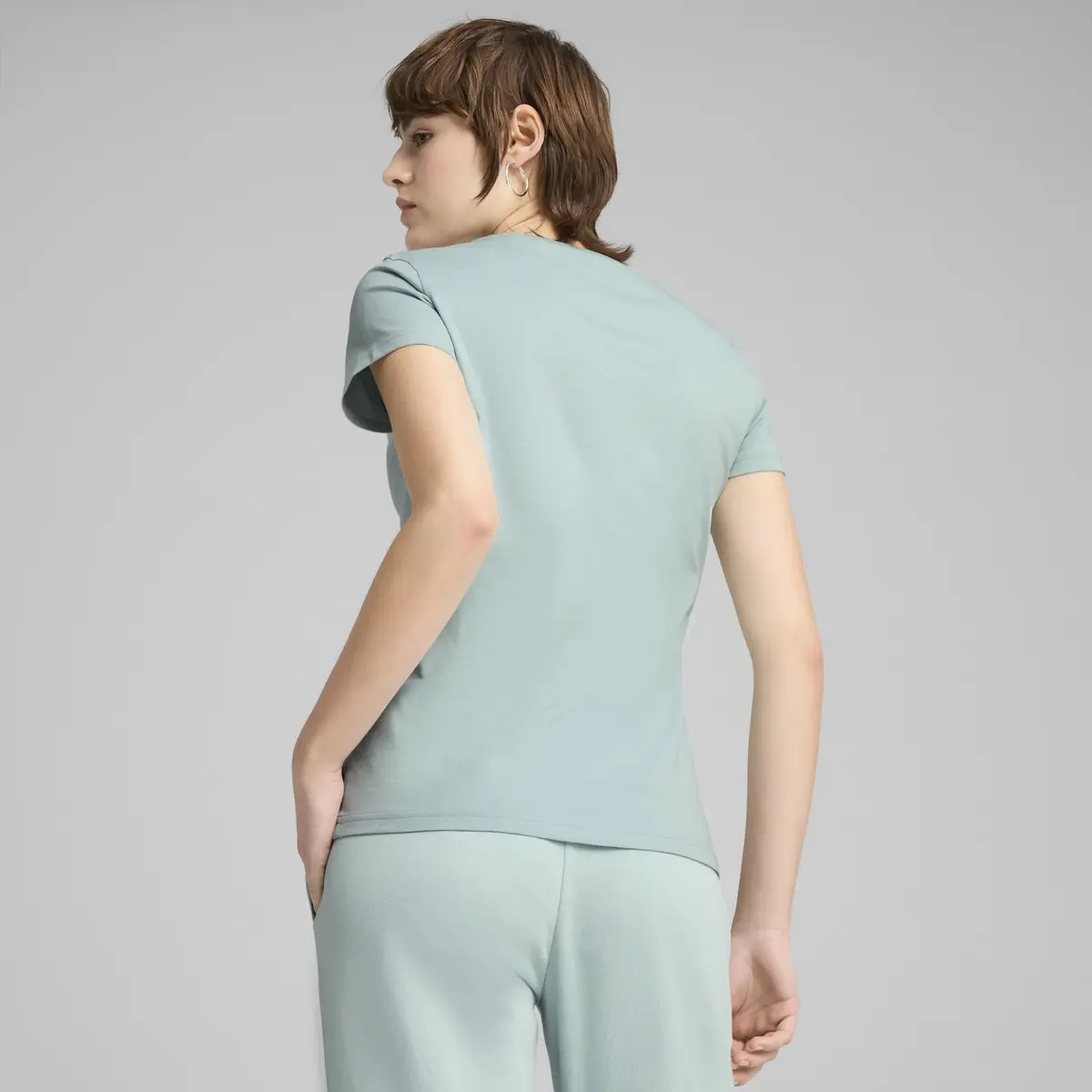 PUMA ESS ELEVATED Tee Yeşil Kadın T-Shirt