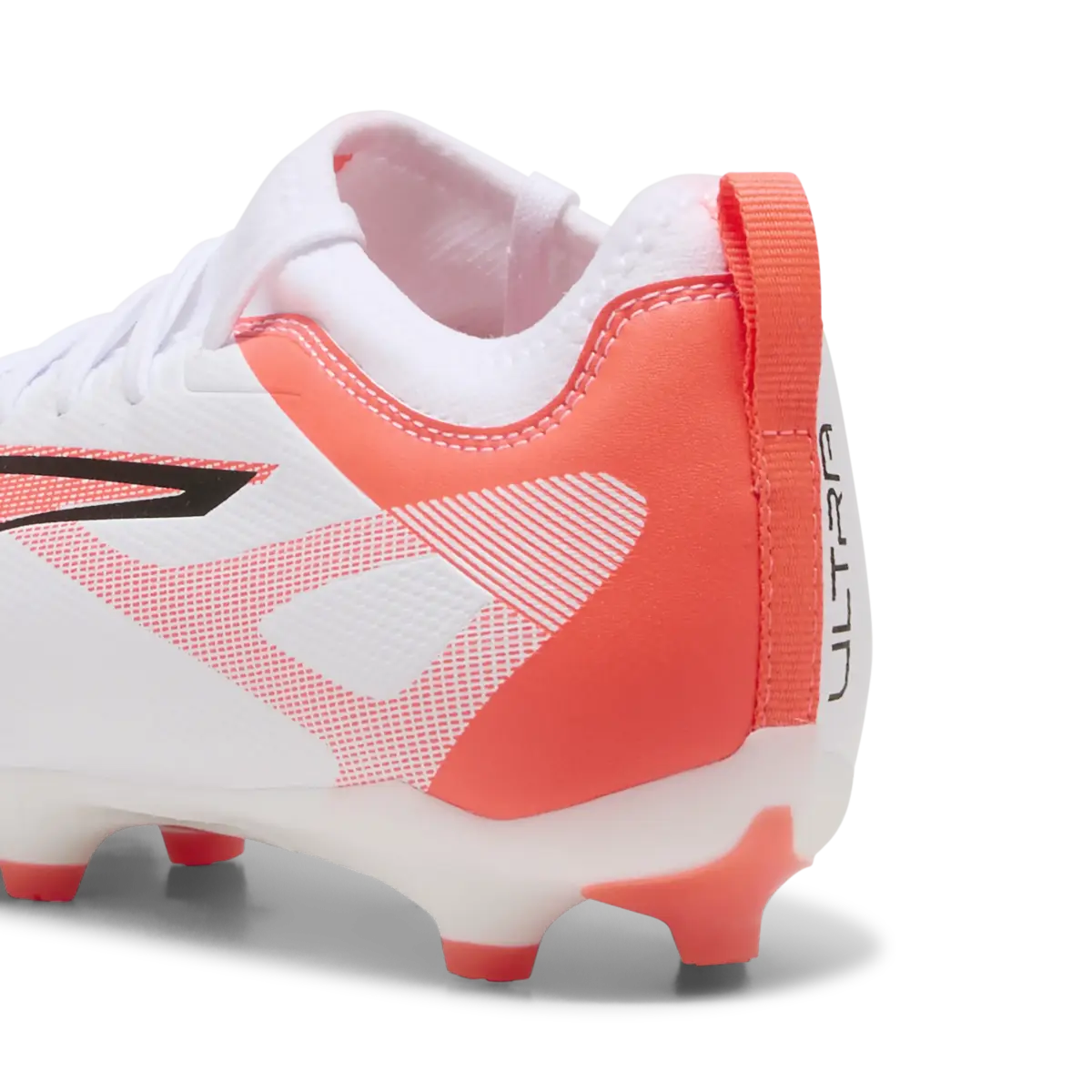 Puma ULTRA 5 MATCH FG/AG Jr Beyaz Erkek Çocuk Krampon