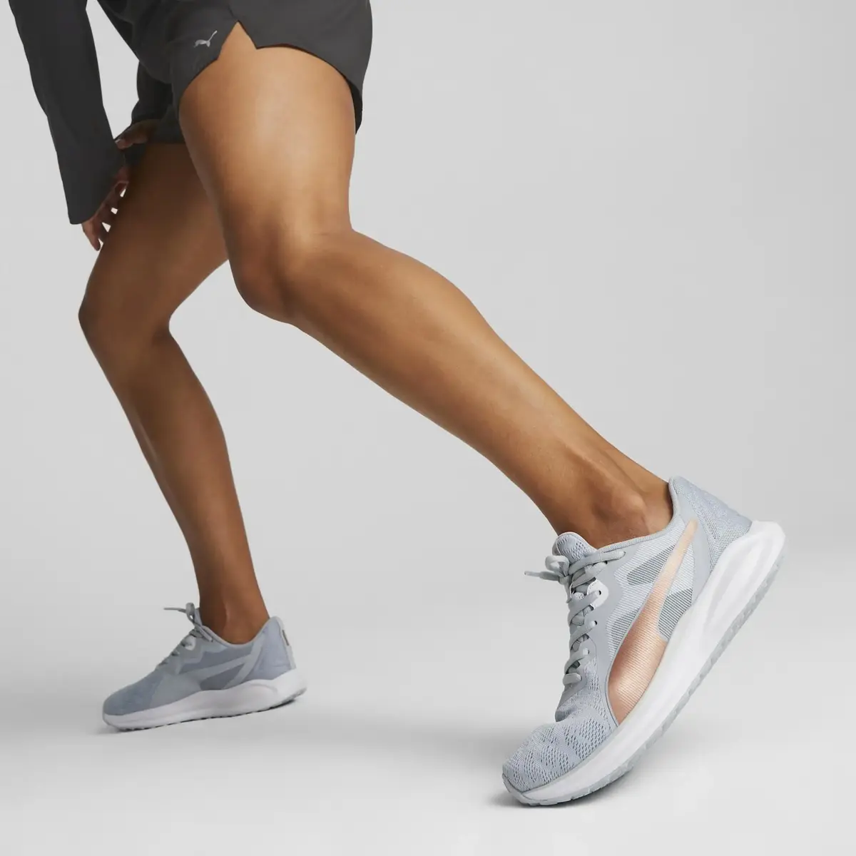Puma Twich Runner Gri Kadın Yürüyüş Ve Koşu Ayakkabısı