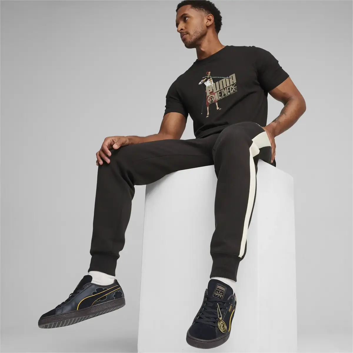 Puma X ONE PIECE Graphic Tee Siyah Erkek T-Shirt