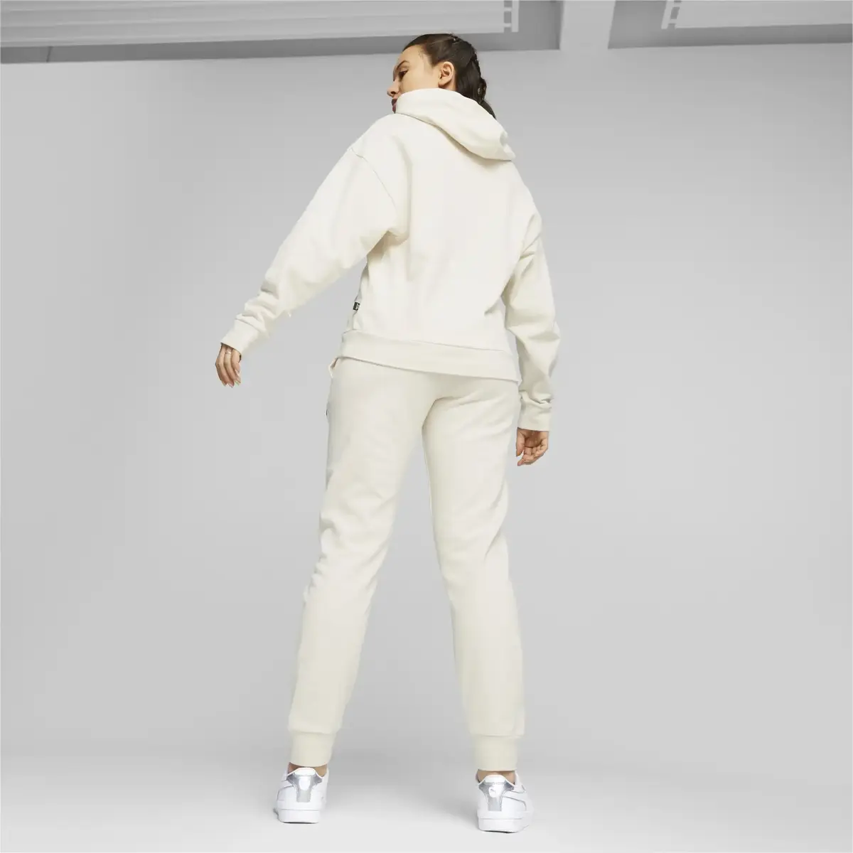 Puma BETTER ESSENTIALS Pants Bej Kadın Eşofman Altı
