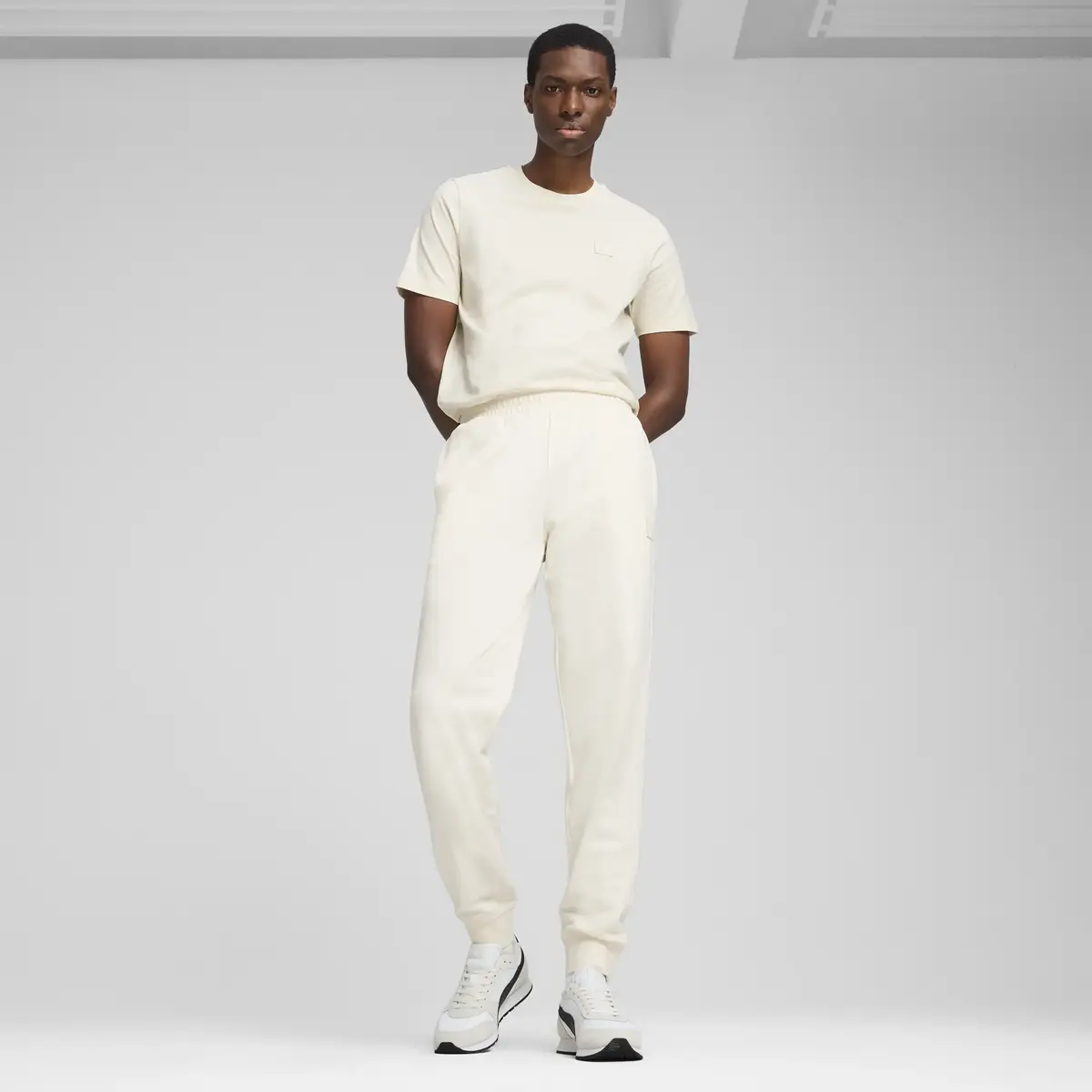 Puma ESS ELEVATED Pants TR cl Krem Erkek Eşofman Altı
