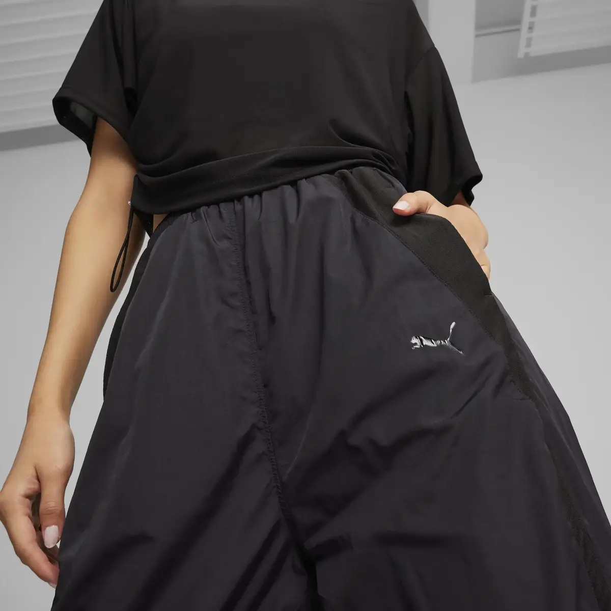 Puma DARE TO Parachute Pants Siyah Kadın Pantolon
