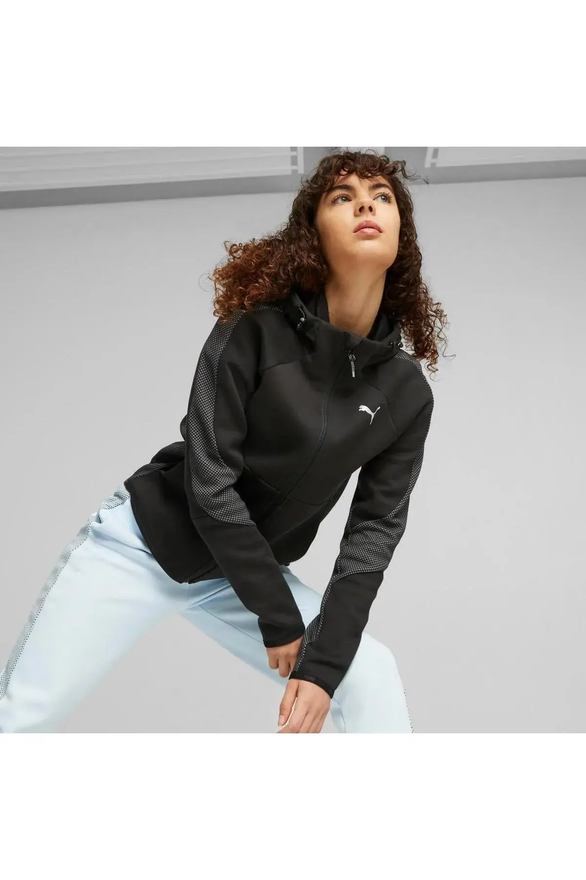 Puma EVOSTRIPE Full-Zip Hoodie Siyah Kadın Fermuarlı Hoodie