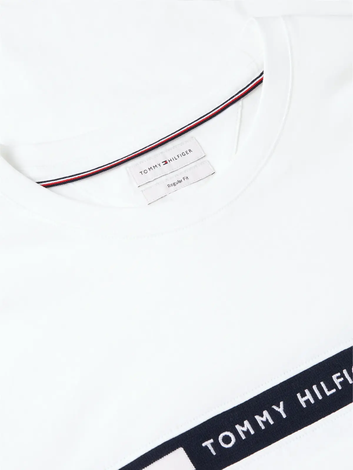 Tommy Hilfiger HILFIGER CHEST INSER, YBR Beyaz Erkek T-Shirt & Polo