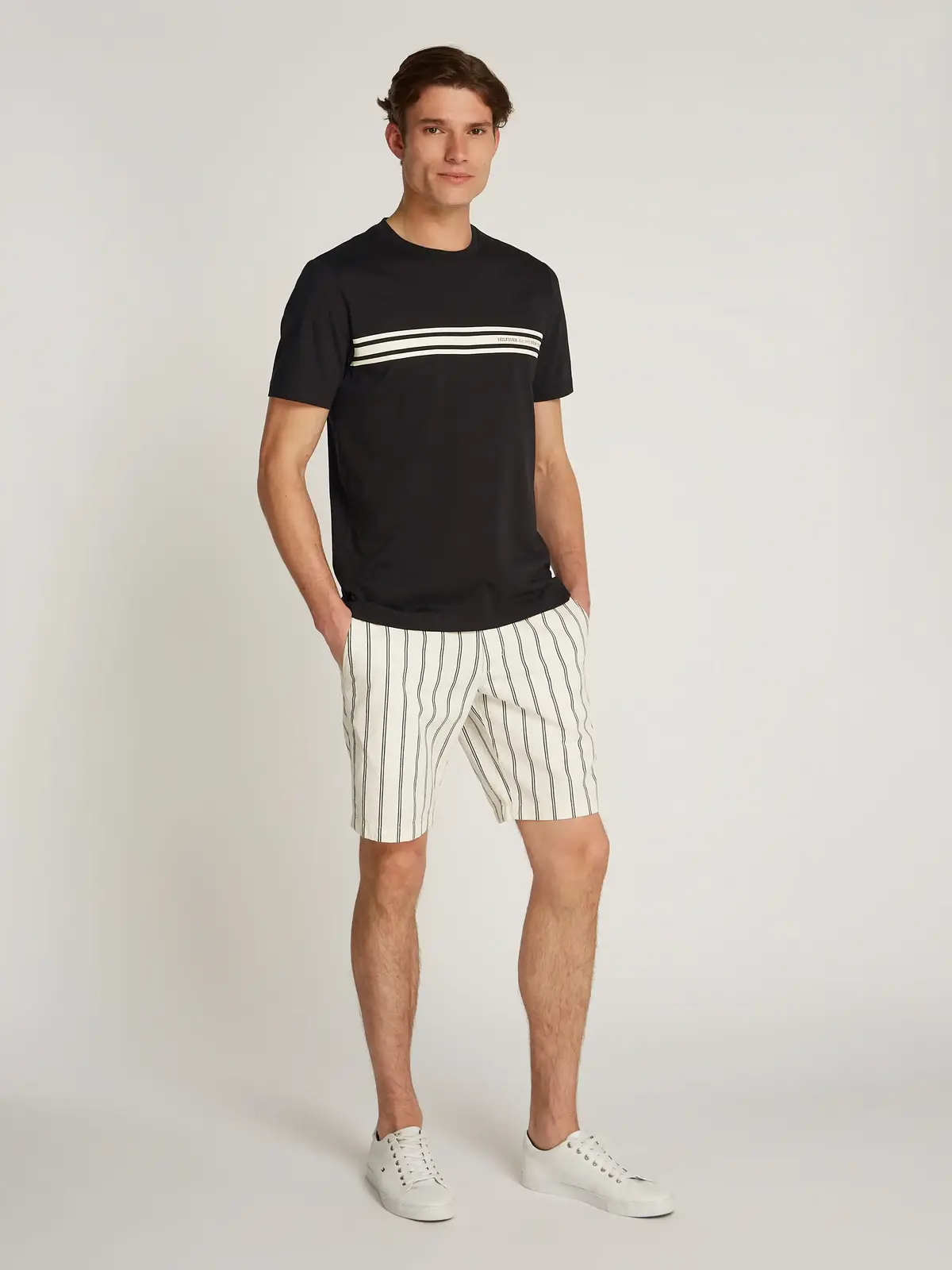 CENTRAL CHEST STRIPE, BDS