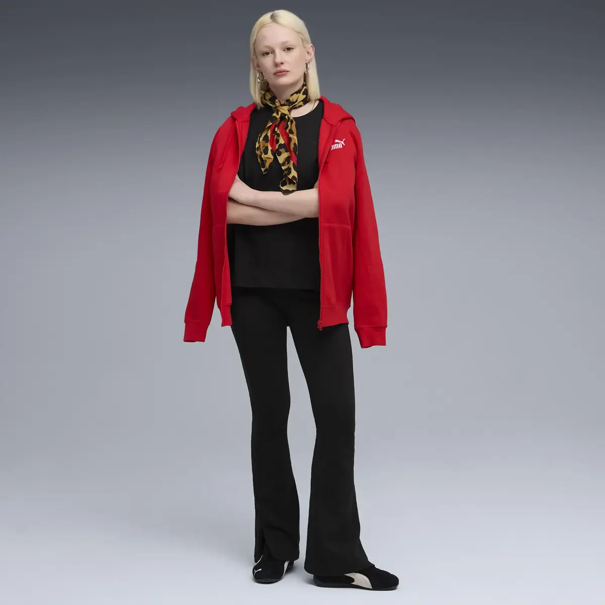 Puma HER Oversized Tee Siyah Kadın T-Shirt