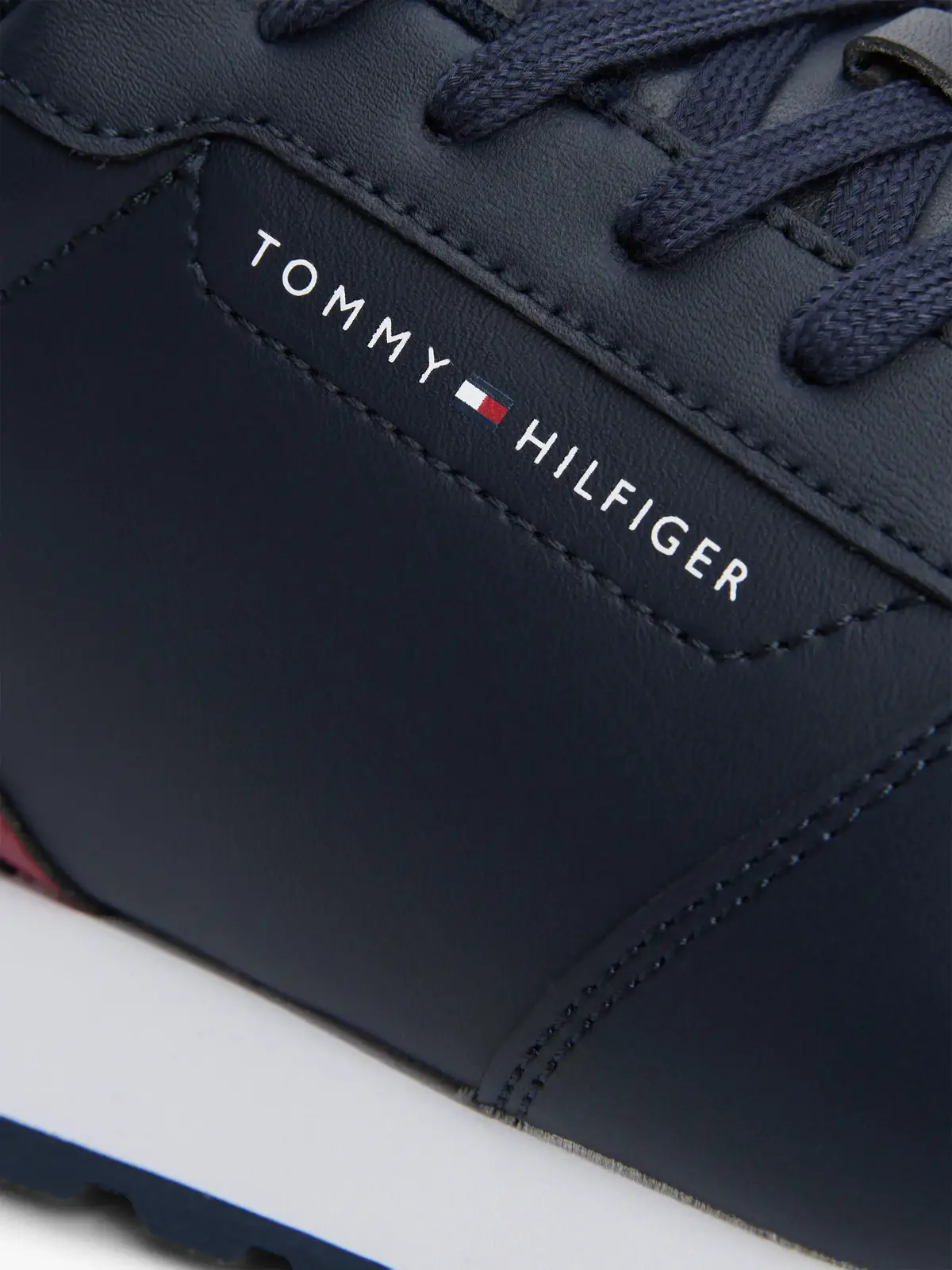 Tommy Hilfiger NEW RUNNER EVA MIX L, DW5 Siyah Erkek Spor Ayakkabı & Sneaker