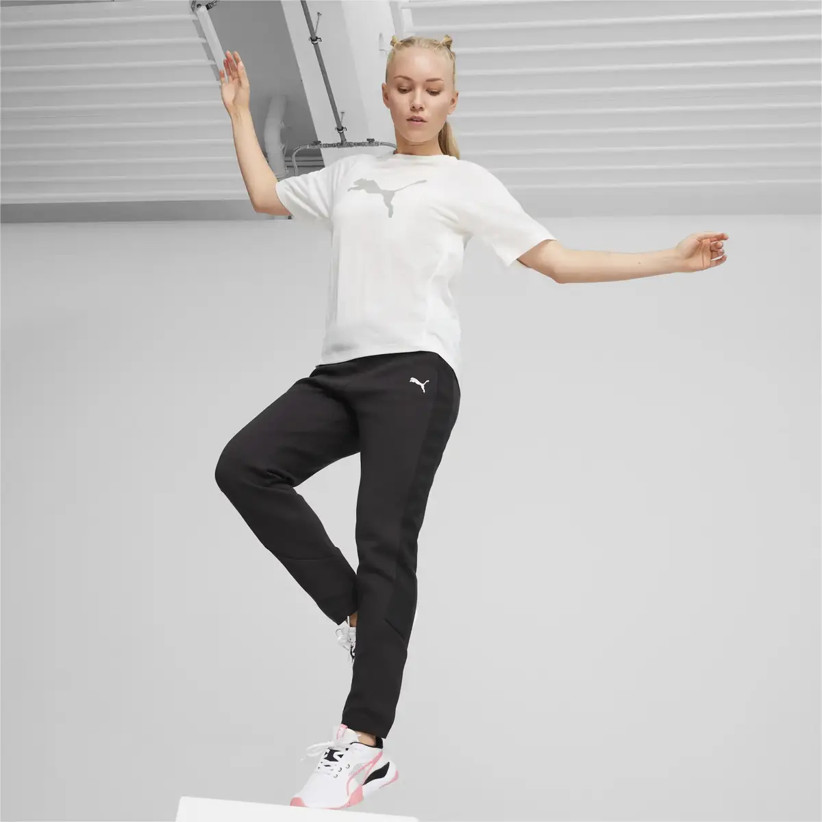 Puma EVOSTRIPE High-Waist Pants Siyah Kadın Eşofman Altı
