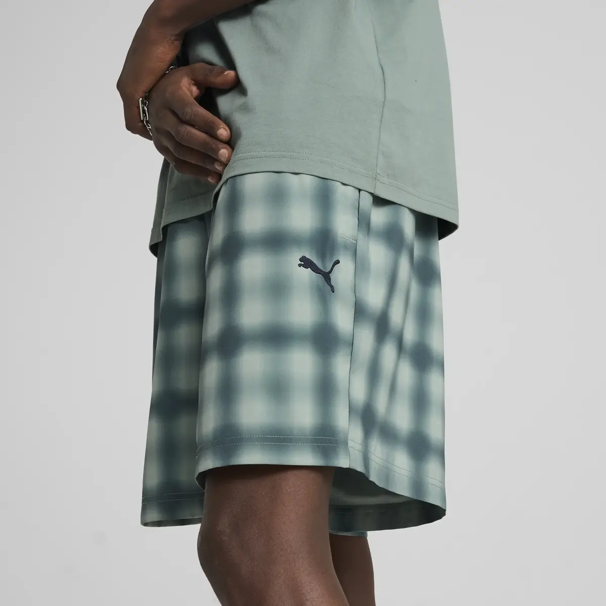 PUMA WARDROBE ESS Shorts Yeşil Erkek Şort