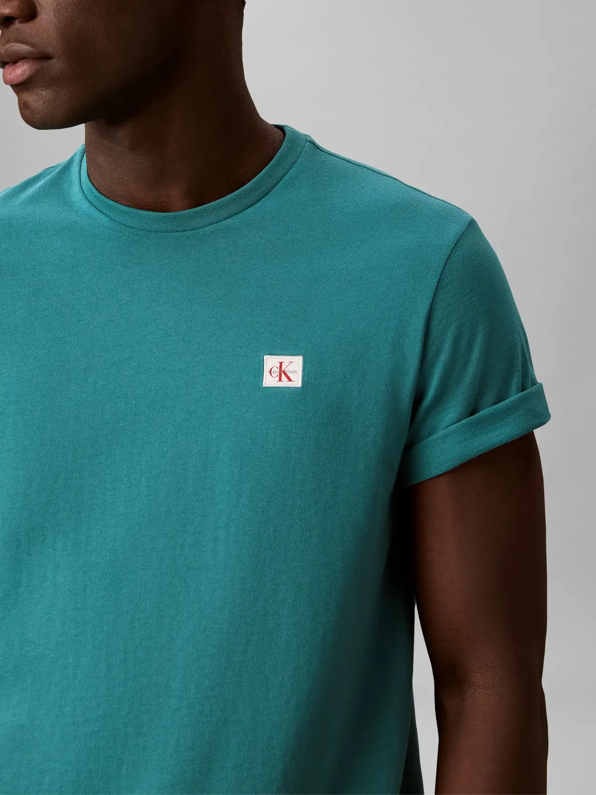 Calvin Klein SS BADGE 30S JERSEY, 8ZU Yeşil Erkek T-Shirt