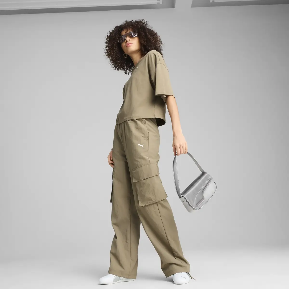 PUMA WARDROBE ESS Cargo Pants Kadın Kahverengi Kargo Pantolon