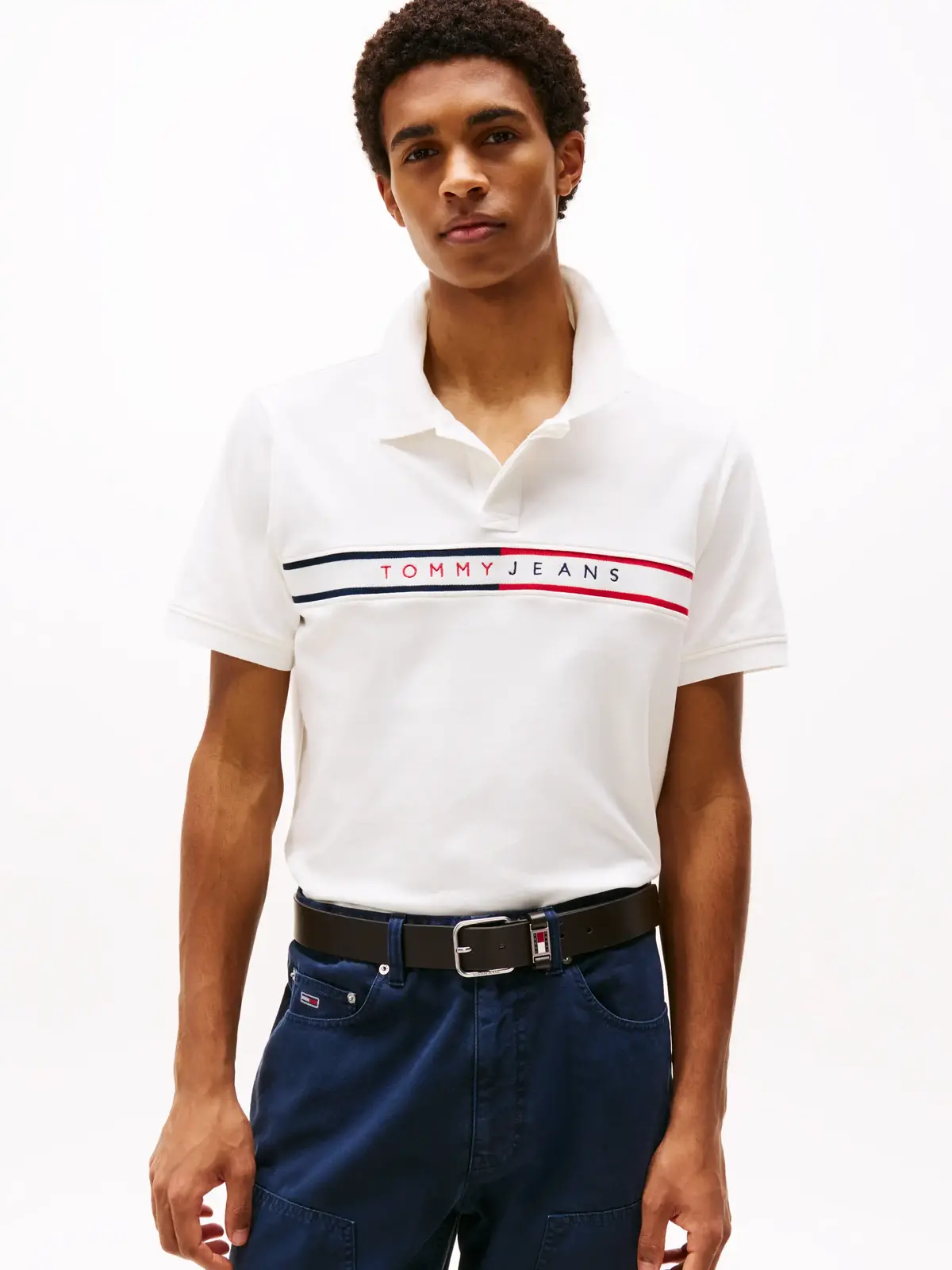 Tommy Hilfiger TJM SLIM CHEST FLAG, YBL Beyaz Erkek T-Shirt & Polo