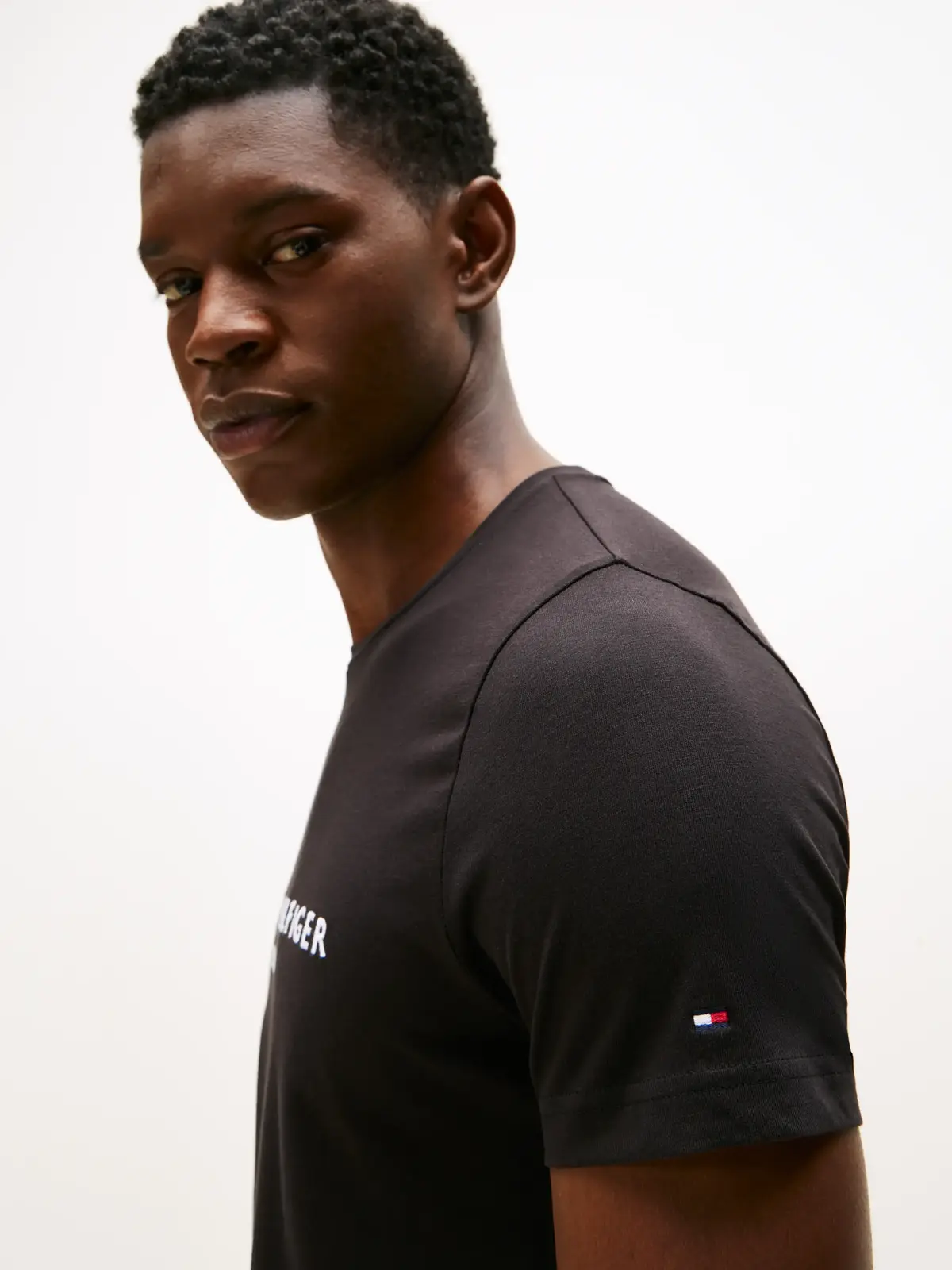 CORE TOMMY LOGO TEE, BAS