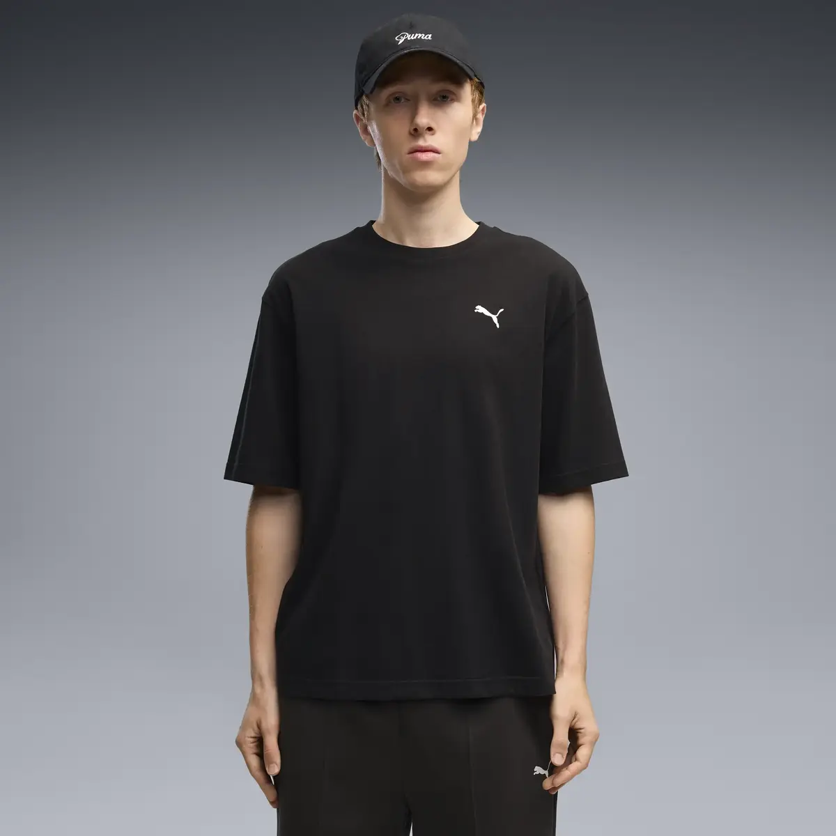 PUMA ESS Boxy Tee Siyah Erkek T-Shirt