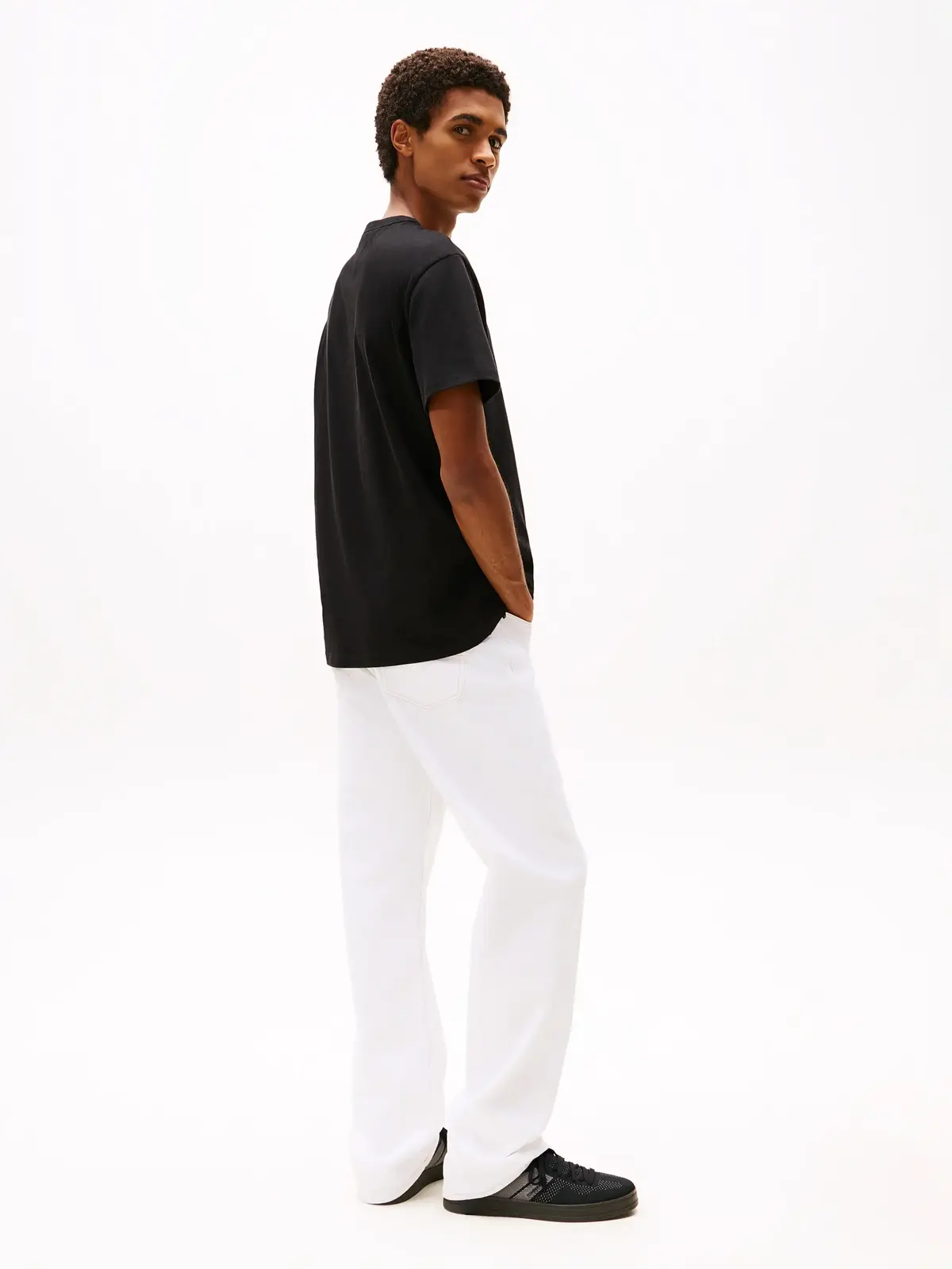 Tommy Hilfiger TJM REG BADGE TEE EX, BDS Siyah Erkek T-Shirt & Polo