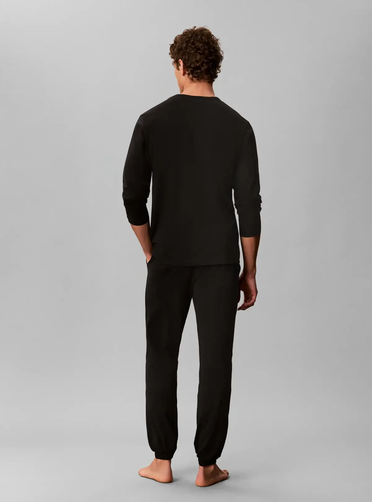 HOLIDAY LS TEE JOGGE, UB1