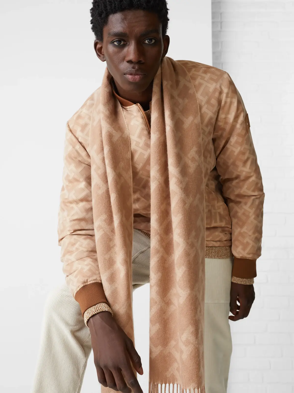 Tommy Hilfiger TH MONOGRAM SCARF Erkek Kahverengi Atkı