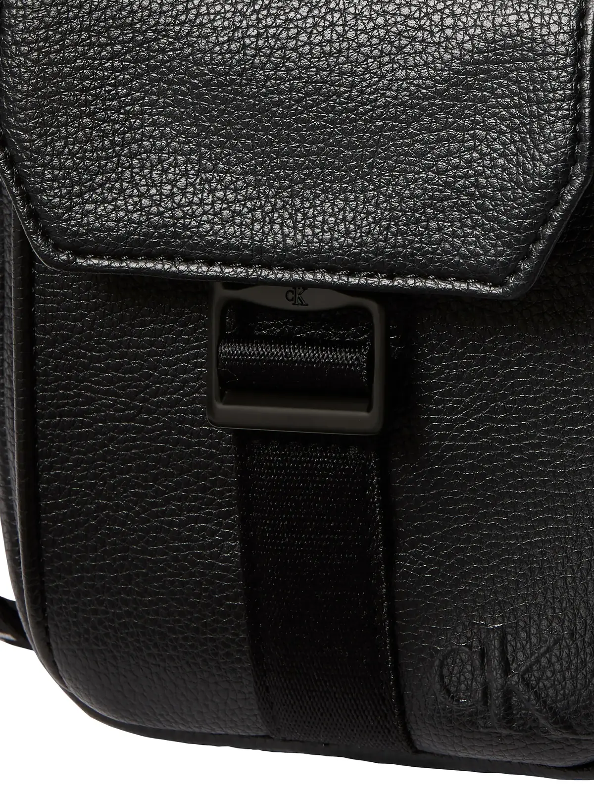 Calvin Klein WEBBING STRAP SLIM Siyah Erkek Çapraz Çanta