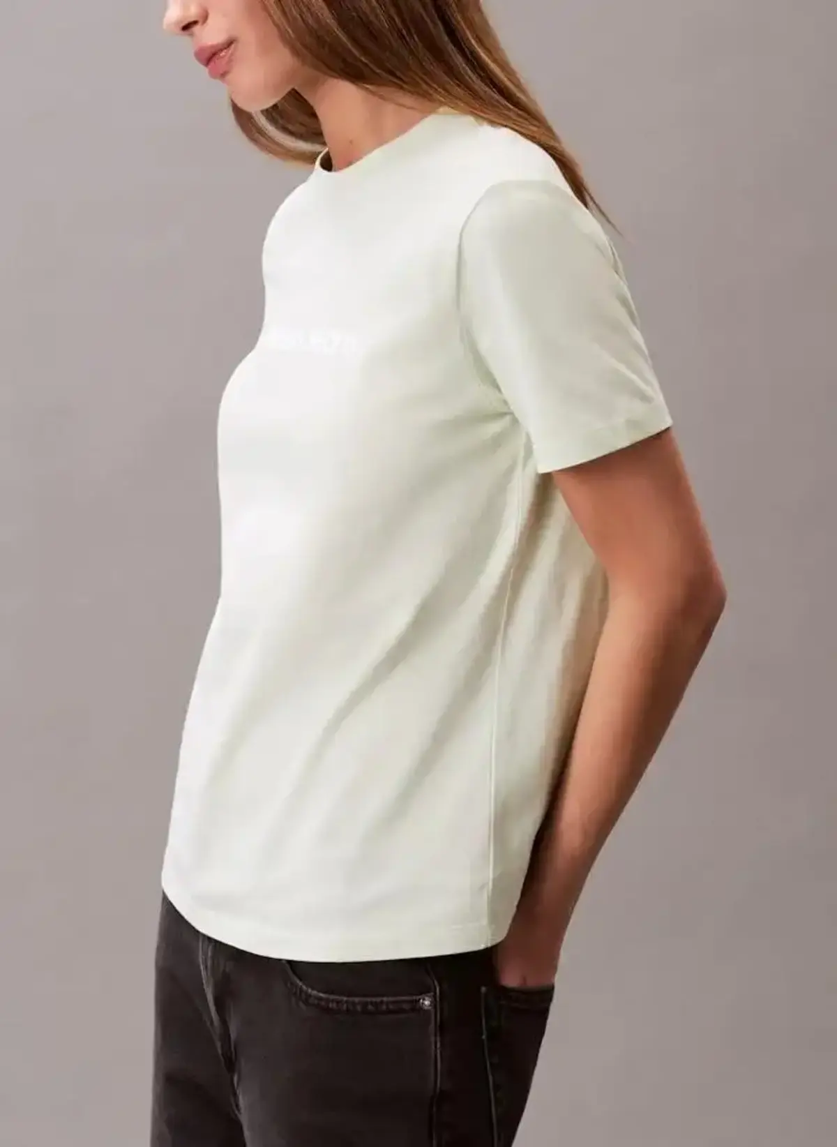 Calvin Klein A- INST. LOGO CLASSIC TEE SS Yeşil Kadın Tişört Calvin Klein A- INST. LOGO CLASSIC TEE SS Yeşil Kadın Tişört