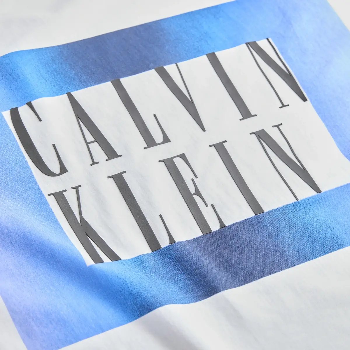 Calvin Klein OMBRE TEXT BOX TEE, YAF Beyaz Erkek T-Shirt & Polo