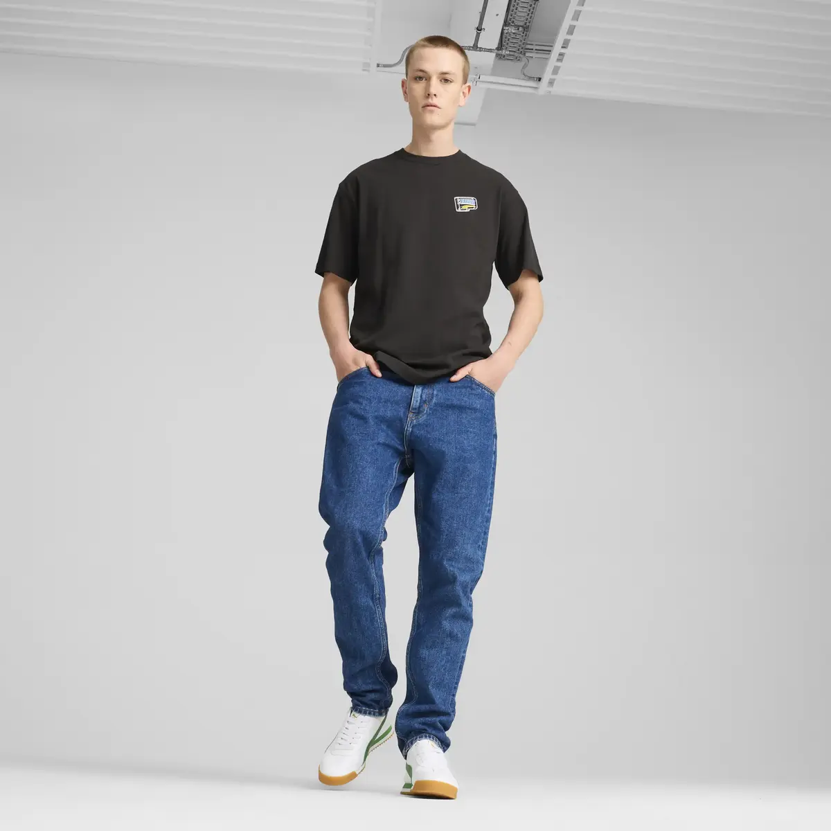 Puma DOWNTOWN Relaxed Graphic Tee Siyah Erkek Tişört