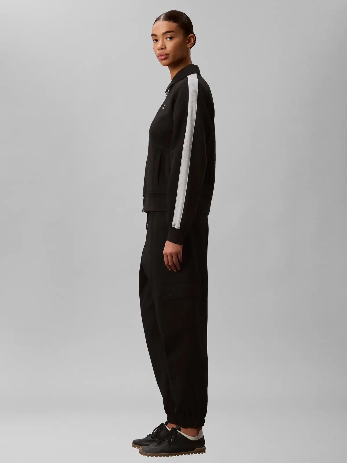 LS MONOGRAM FRENCH T, UB1