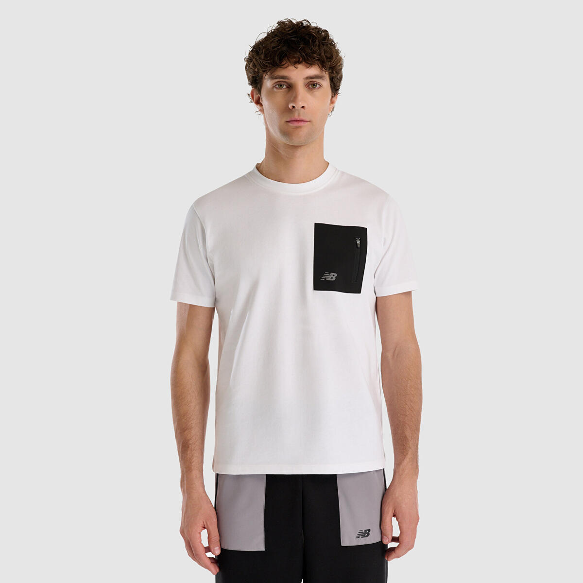 New Balance MNT1516 Erkek Beyaz T-Shirt