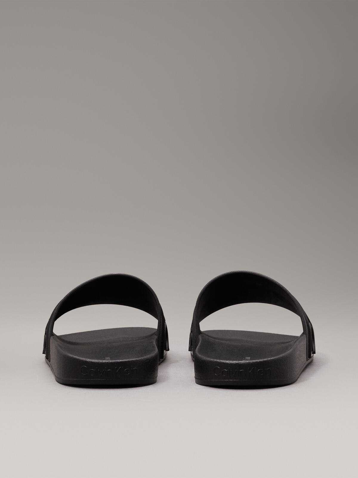 Calvin Klein SLIDE TPU SAFFIANO Kadın Siyah Terlik