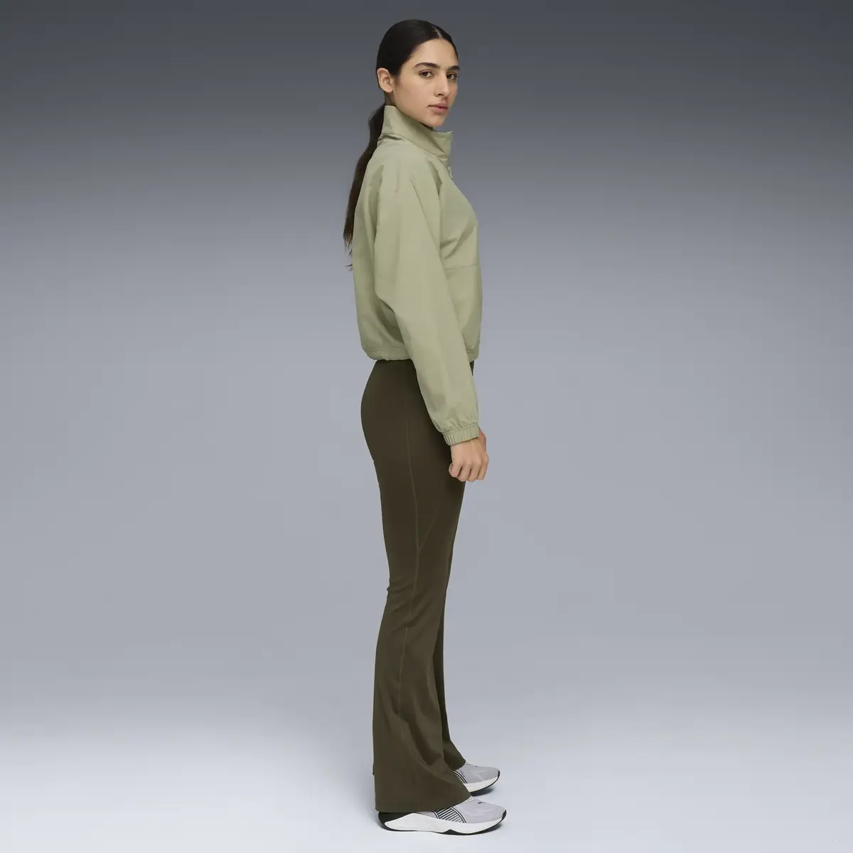 Puma W TAD ESSNTL HW BOOTCUT PANT Yeşil Kadın Eşofman Altı
