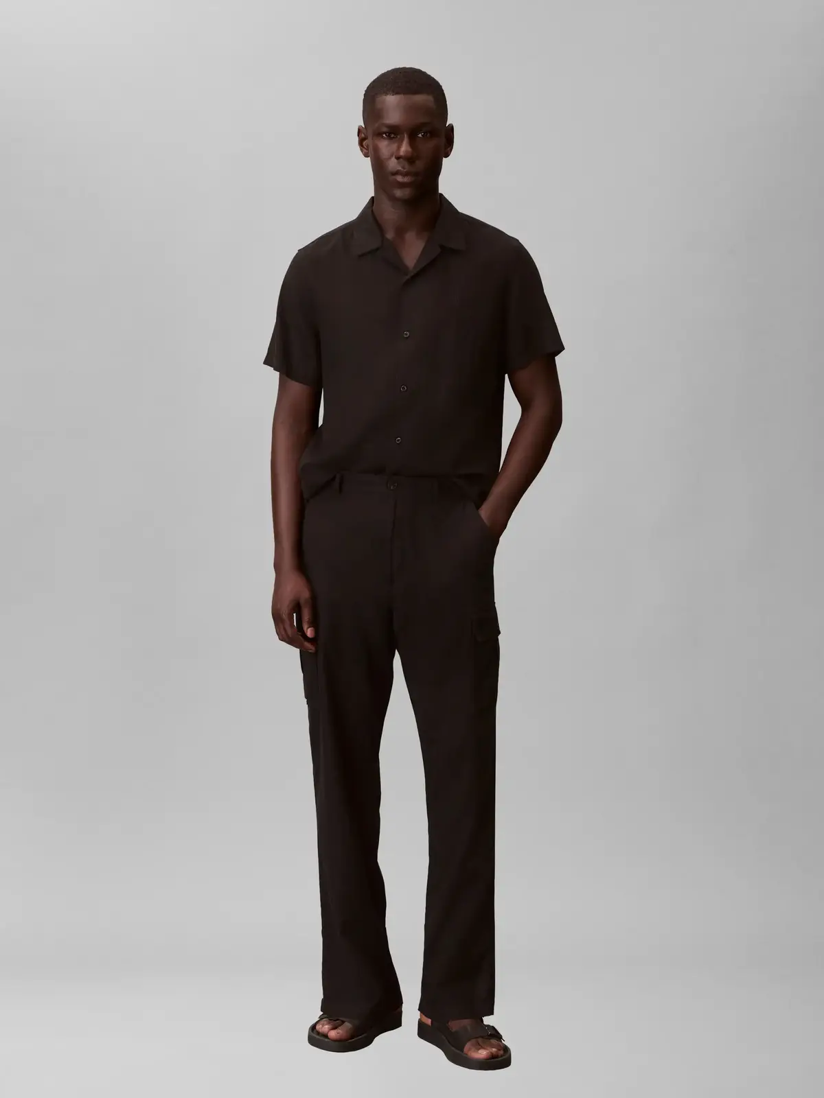 RELAXED STRAIGHT LIN, UB1, 32