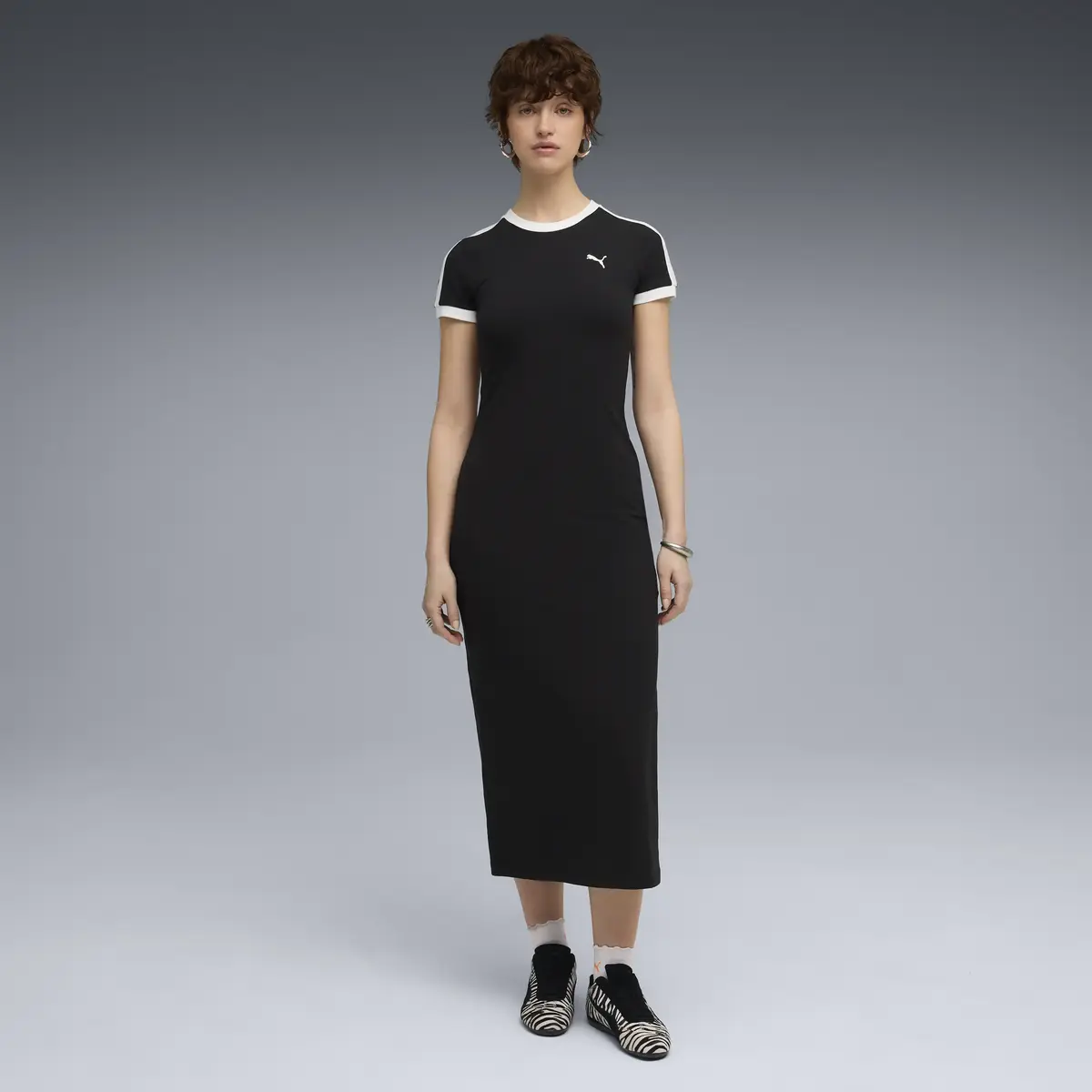 Puma WARDROBE ESS WOMEN S CONCEPT Siyah Kadın T-Shirt & Polo