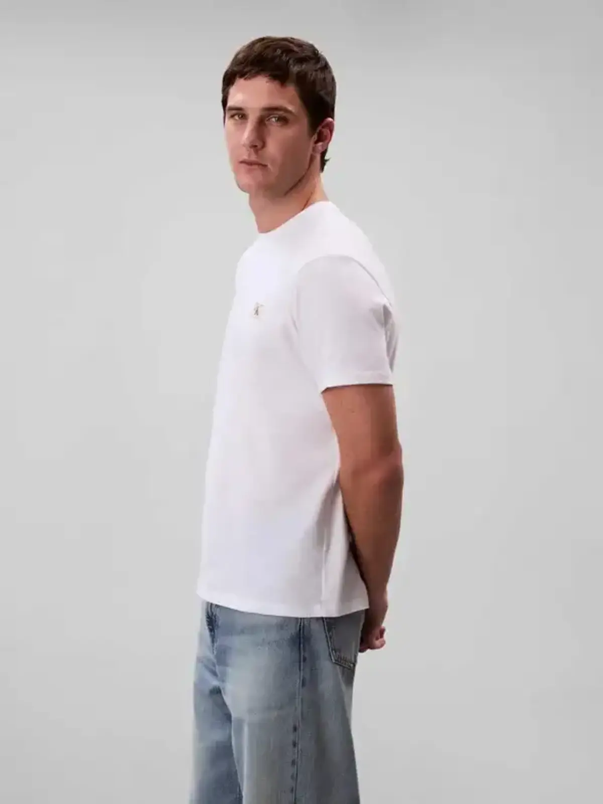 Calvin Klein SS BADGE 30S JERSEY CLASSIC TEE Beyaz Erkek Tişört Calvin Klein SS BADGE 30S JERSEY CLASSIC TEE Beyaz Erkek Tişört