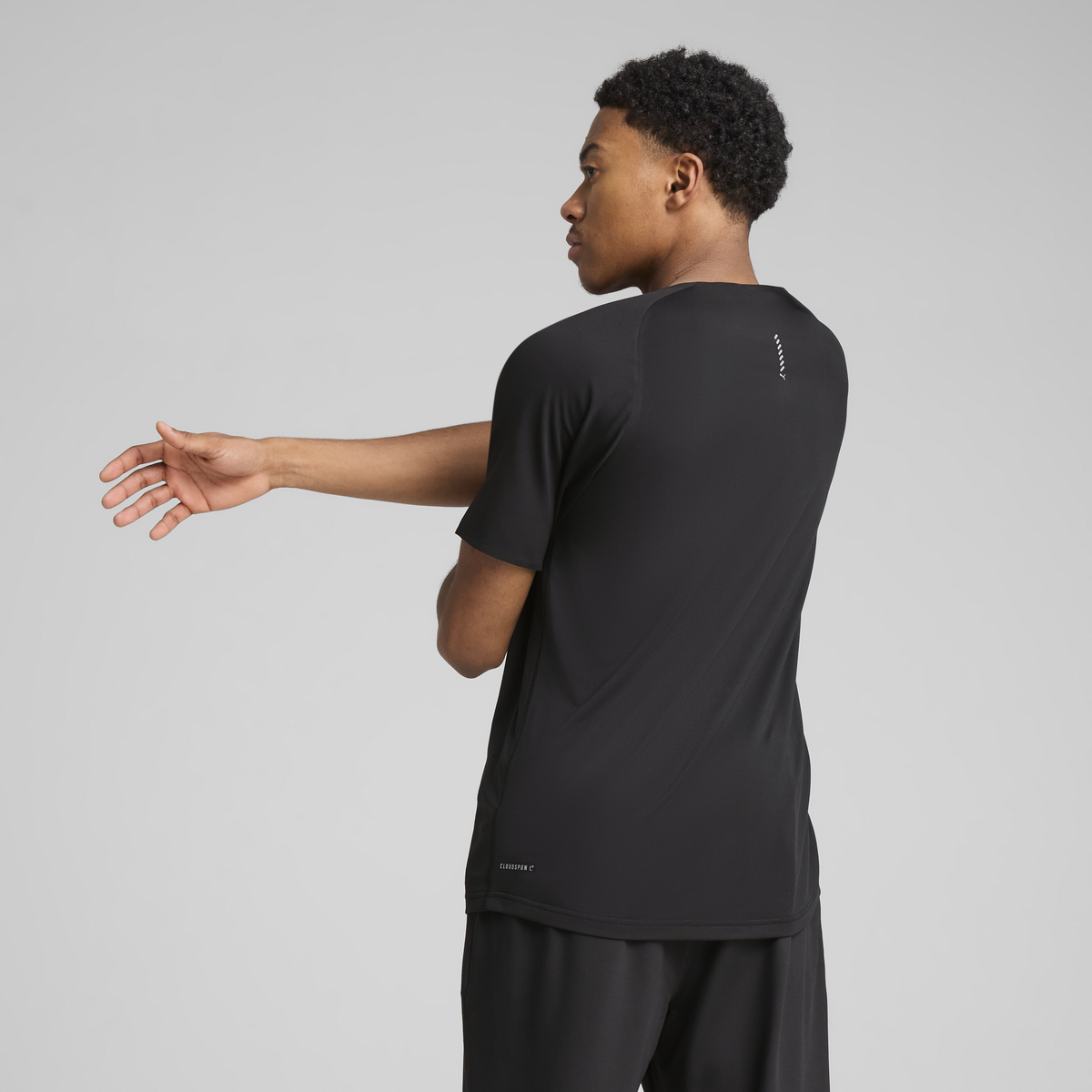 Puma EVERYDAY CLOUDSPUN SS TEE  M Siyah Erkek T-Shirt