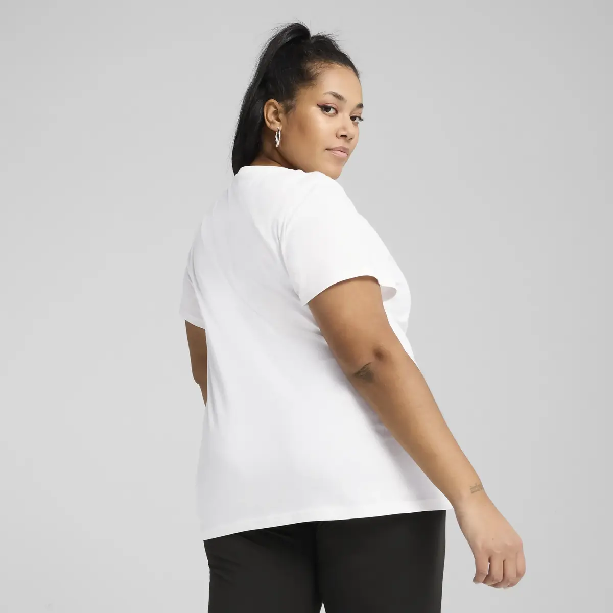 PUMA ESS No. 1 Logo Tee Beyaz Kadın T-Shirt