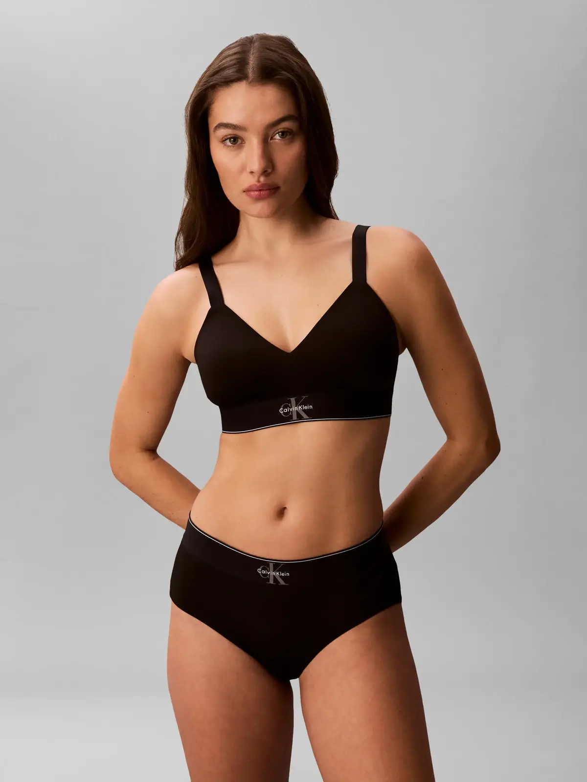 Calvin Klein LIGHTLY LINED BRALET Siyah Hafif Astarlı Bralet