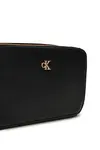 Calvin Klein MINIMAL MONO CAMERA BAG Siyah Kadın El Çantası Calvin Klein MINIMAL MONO CAMERA BAG Siyah Kadın El Çantası