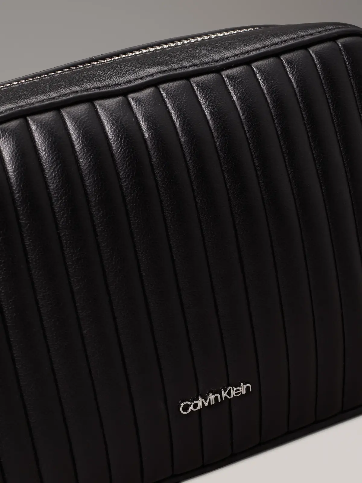 Calvin Klein MINI LINE QUILT CAME, BEH Siyah Kadın Çanta