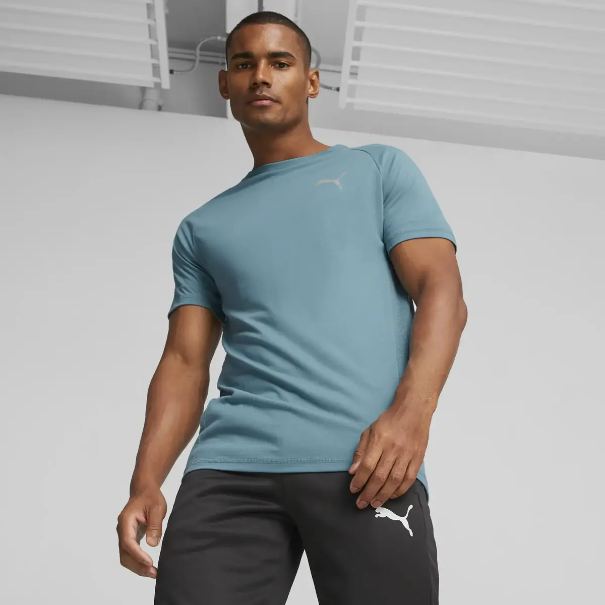 Puma EVOSTRIPE Tee Mavi Erkek T-shirt