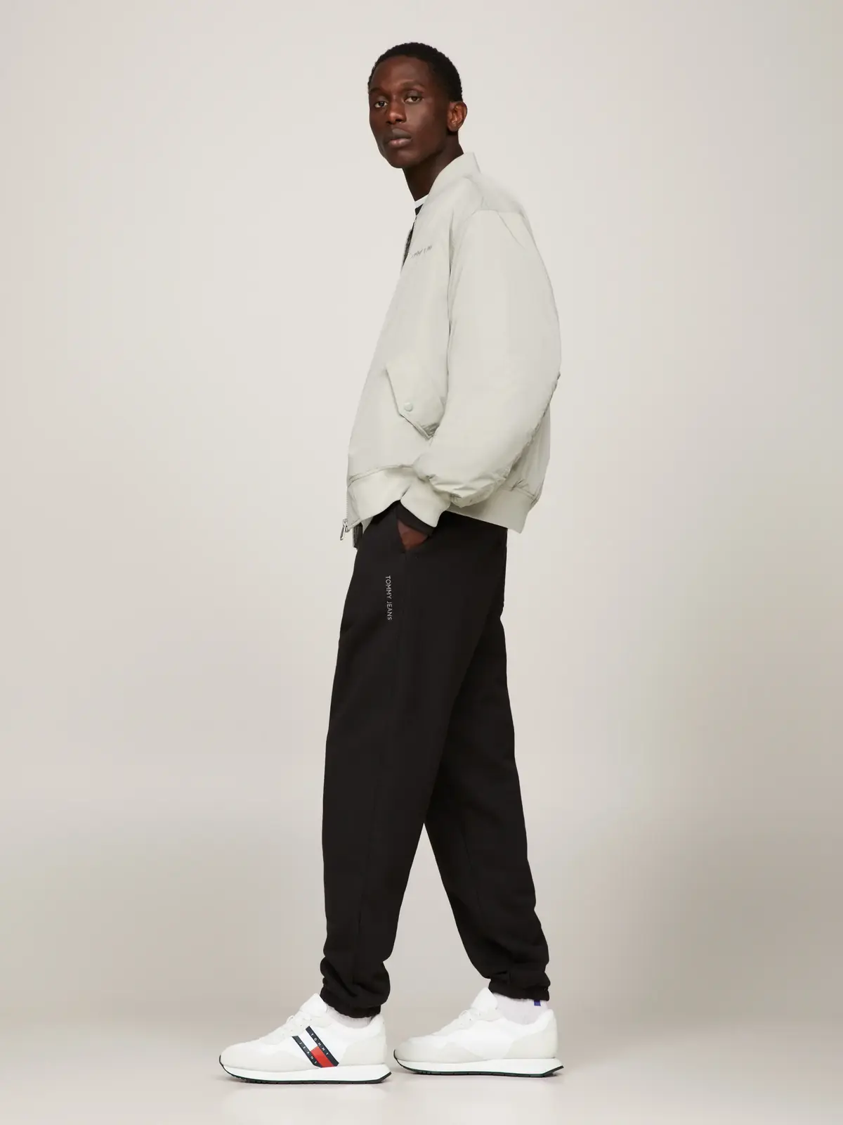 Tommy Hilfiger (NEW) TJM MODERN RUN, YBR Beyaz Erkek Spor Ayakkabı & Sneaker