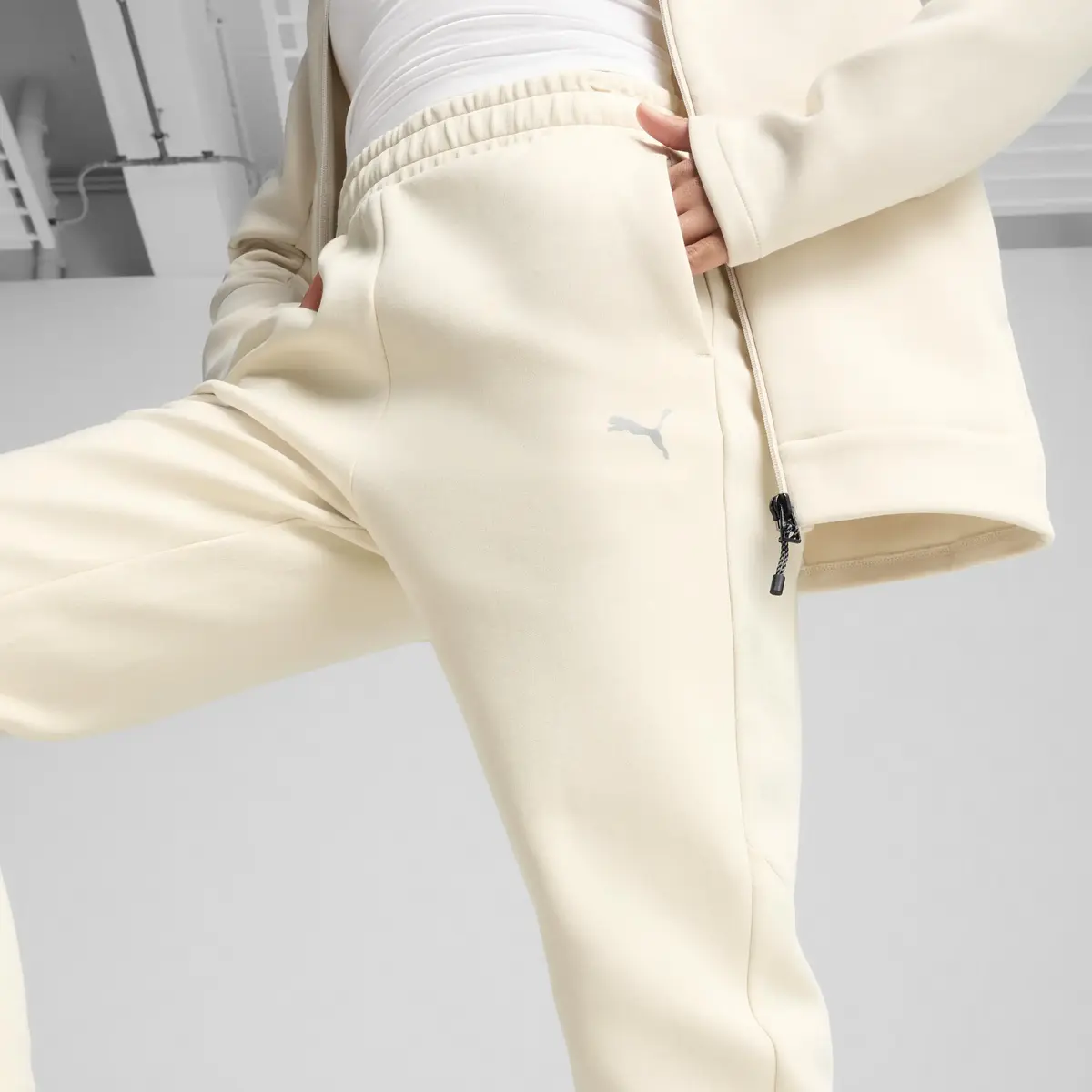 PUMA EVOSTRIPE Sweatpants Bej Kadın Eşofman Altı