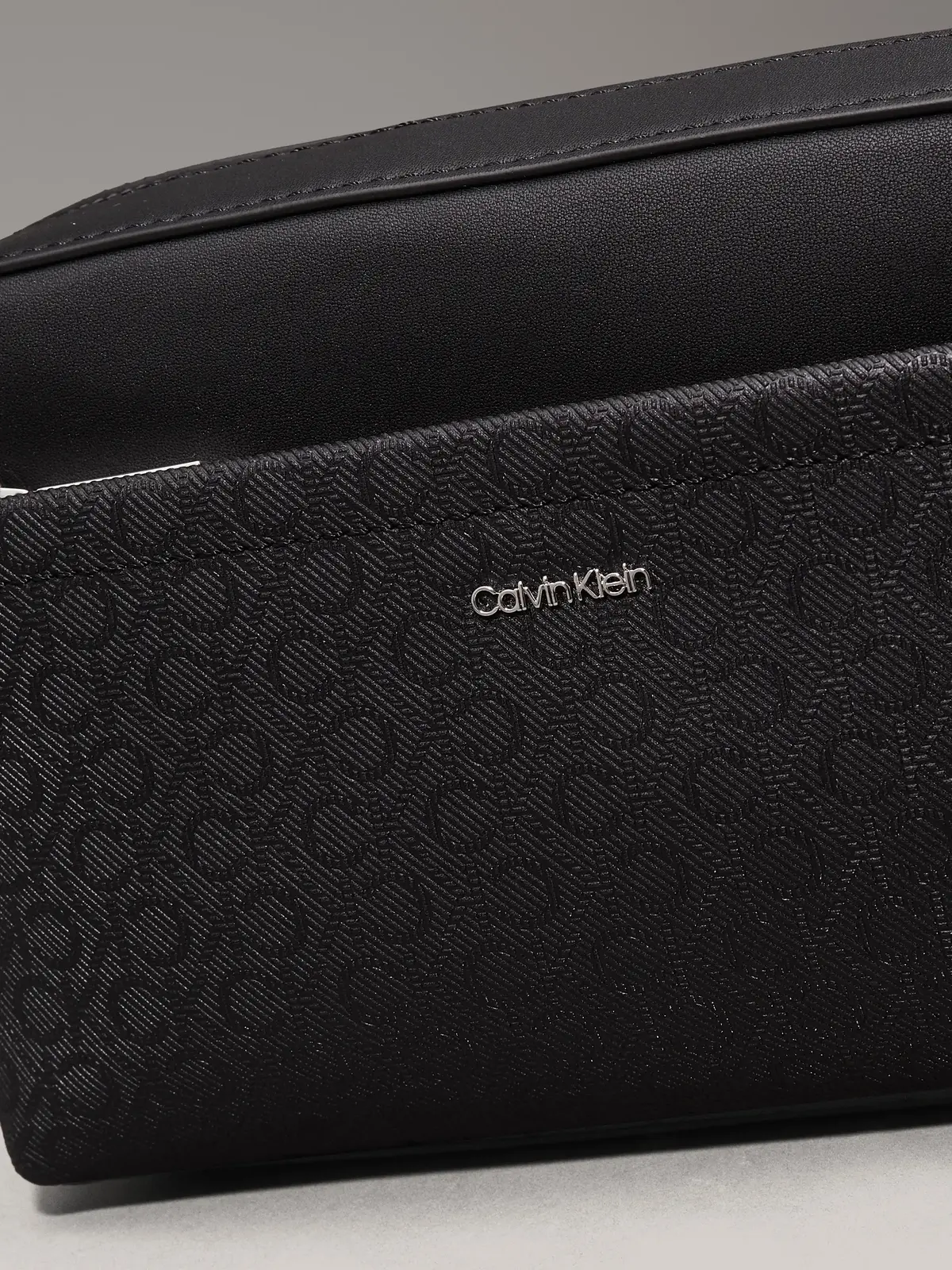 Calvin Klein Siyah Kadın Çanta & Cüzdan